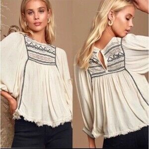 Free People (M) Boho Cyprus Avenue Embroidered Peasant Top Cream Navy Blue Lace